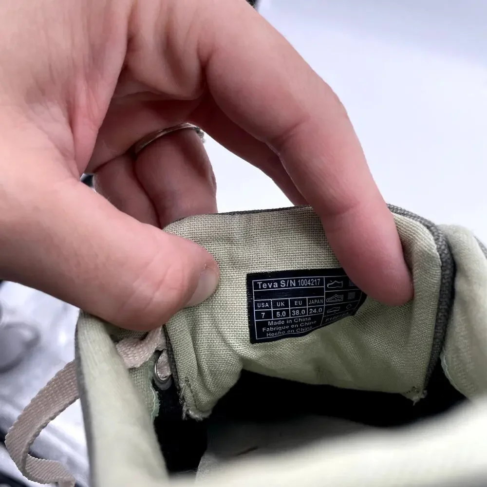 TEVA Freewheel Canvas Lace Up Sneakers in Desert Sage // 7